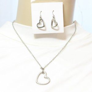 💖Deadstock Y2K Sideways Hollow Follow Your Heart Earring Necklace Set💖